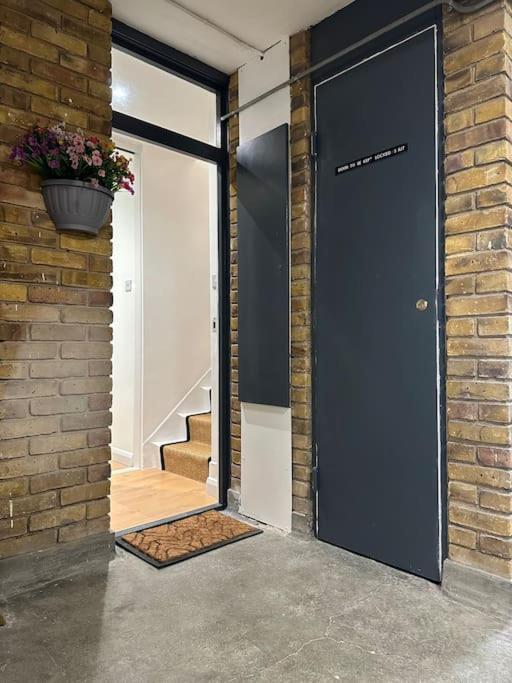 Stylish, Smart & Fun 4 Bed Home 伦敦 外观 照片