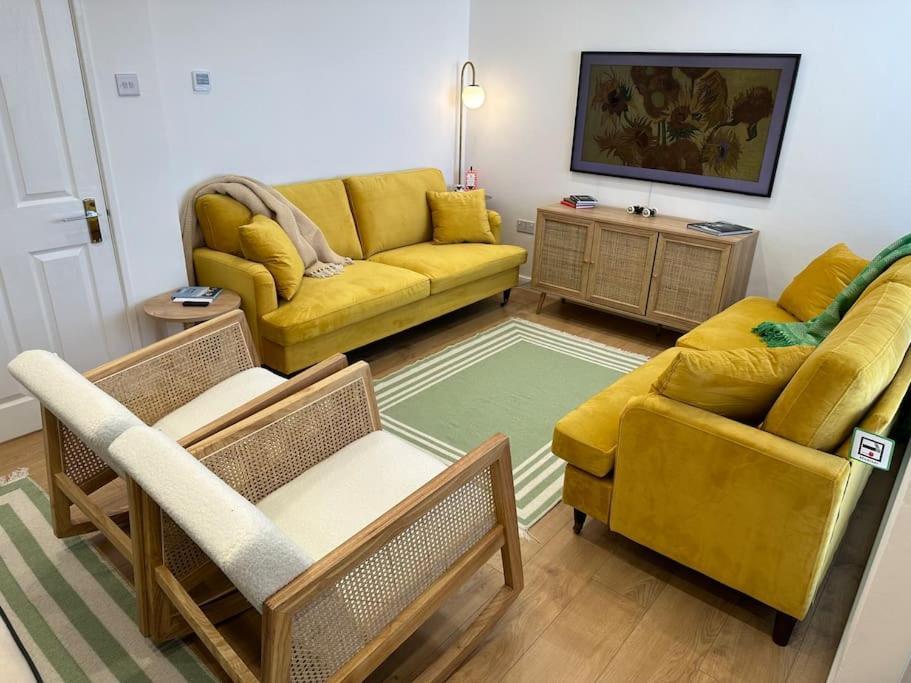 Stylish, Smart & Fun 4 Bed Home 伦敦 外观 照片