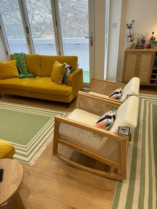 Stylish, Smart & Fun 4 Bed Home 伦敦 外观 照片