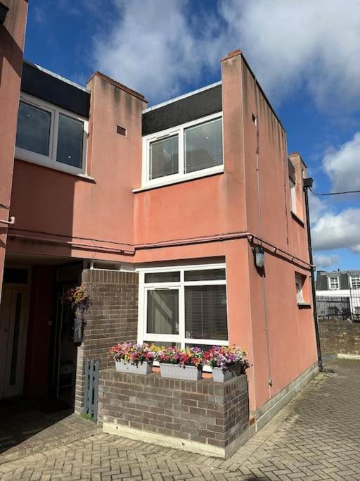 Stylish, Smart & Fun 4 Bed Home 伦敦 外观 照片